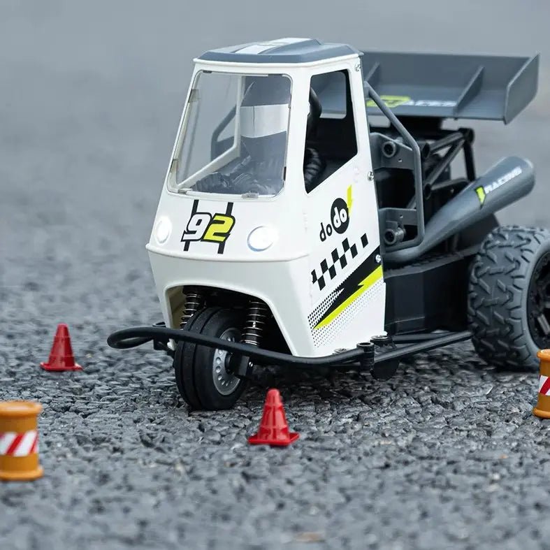 Auto a Control Remoto - 1/16 Motocicleta 3 Ruedas DoDo 95 - ZWN S915 - Jugueteria del Sur