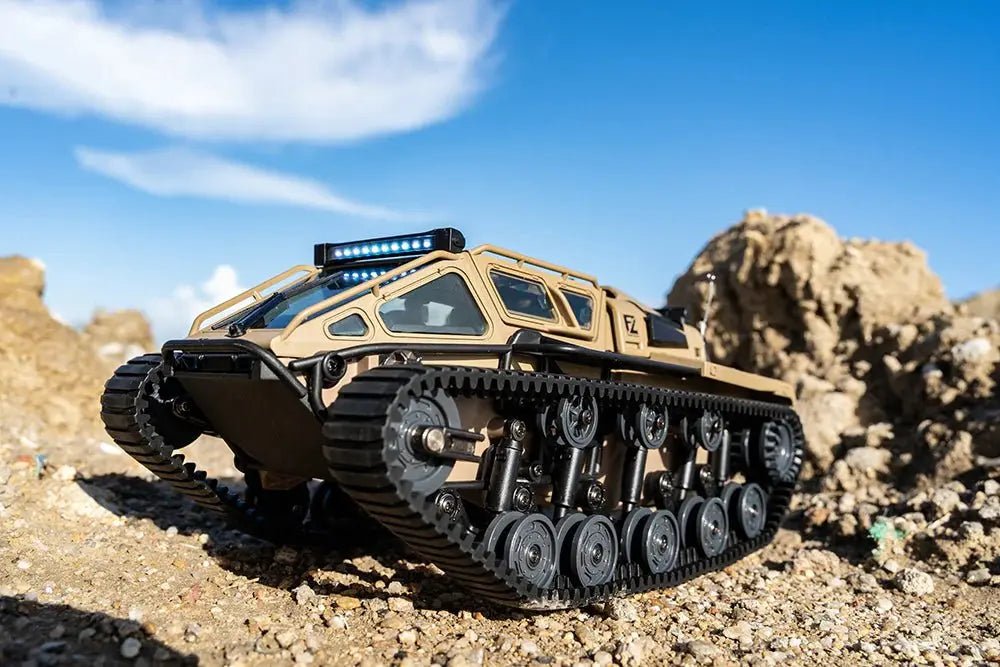 Auto a Control Remoto - 1/18 Tanque Anfibio Ripsaw - JJRC C8812 Negro o Cafe - Jugueteria del Sur