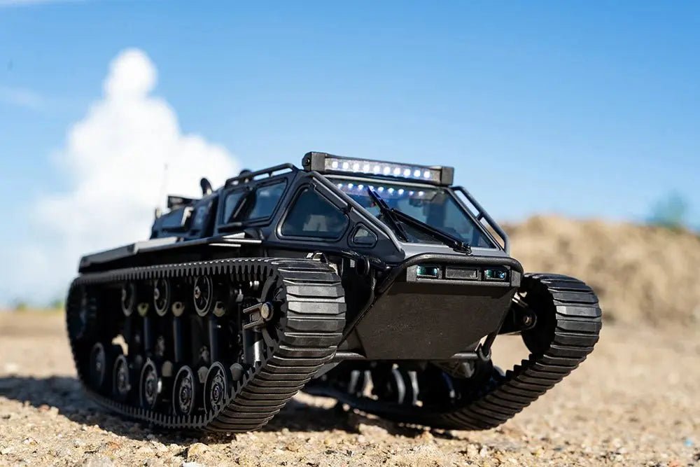Auto a Control Remoto - 1/18 Tanque Anfibio Ripsaw - JJRC C8812 Negro o Cafe - Jugueteria del Sur