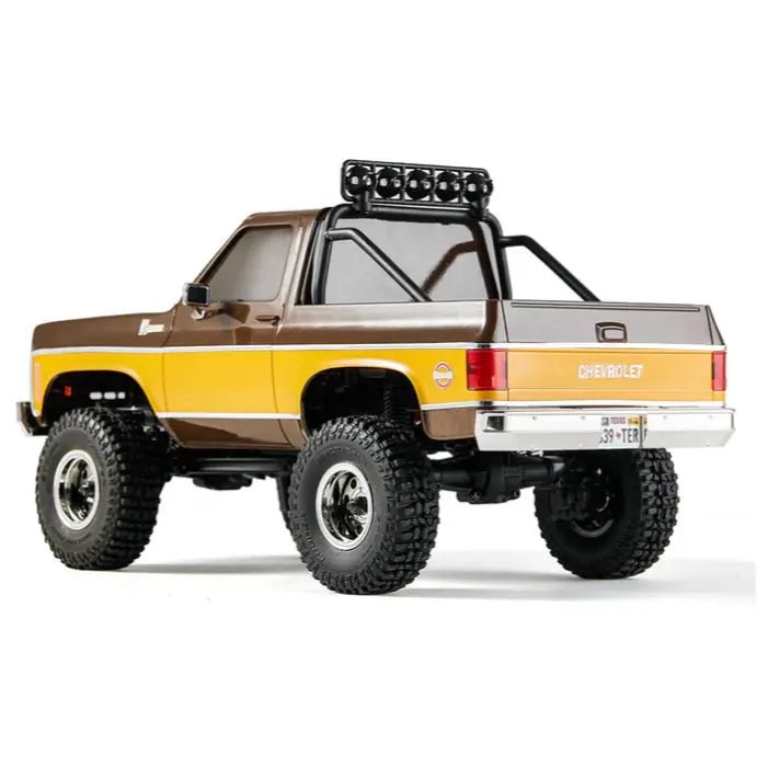 Auto a Control Remoto - 1/24 CHEVROLET K5 Blazer - FMS FCX24 Naranja, Negro o Café - Jugueteria del Sur