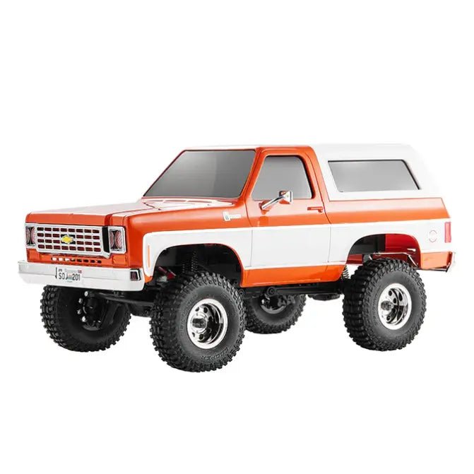 Auto a Control Remoto - 1/24 CHEVROLET K5 Blazer - FMS FCX24 Naranja, Negro o Café - Jugueteria del Sur