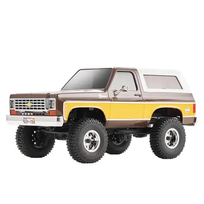 Auto a Control Remoto - 1/24 CHEVROLET K5 Blazer - FMS FCX24 Naranja, Negro o Café - Jugueteria del Sur