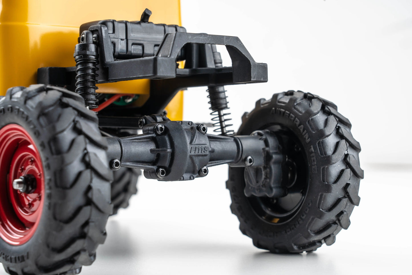 Auto a Control Remoto - 1/24 Power Wagon - FMS FCX24 Amarillo, Azul o Rojo - Jugueteria del Sur
