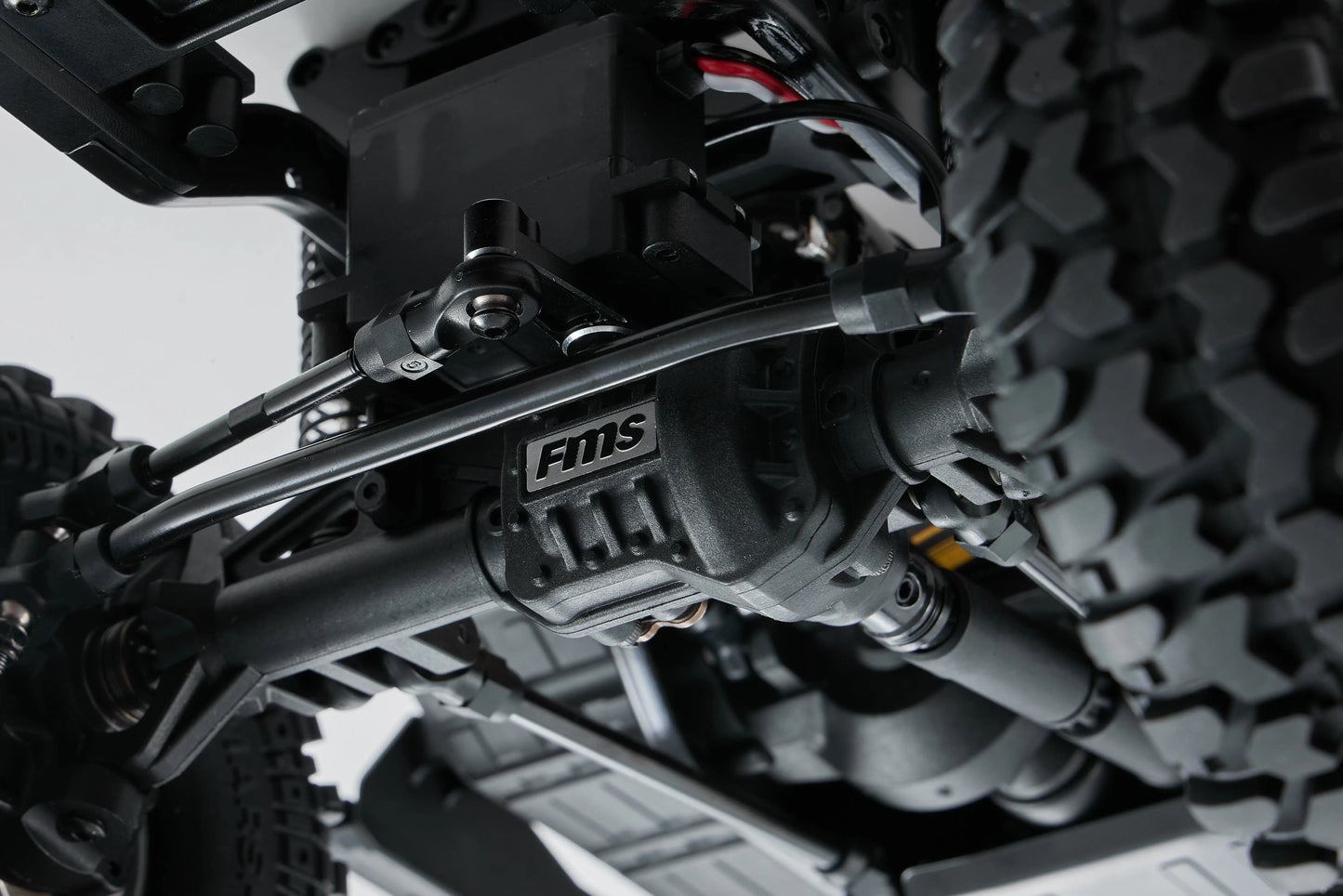 Auto a Control Remoto - 1/10 Chevrolet K5 Blazer - FMS FCX10 Negro, Naranjo o Cafe - Jugueteria del Sur