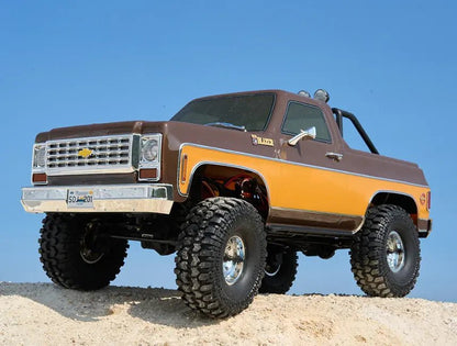 Auto a Control Remoto - 1/10 Chevrolet K5 Blazer - FMS FCX10 Negro, Naranjo o Cafe - Jugueteria del Sur
