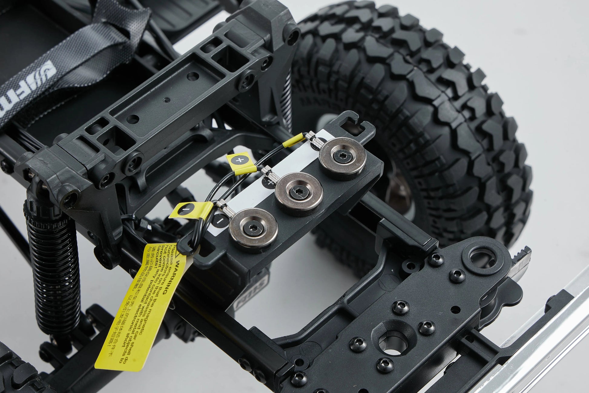 Auto a Control Remoto - 1/10 Chevrolet K5 Blazer - FMS FCX10 Negro, Naranjo o Cafe - Jugueteria del Sur