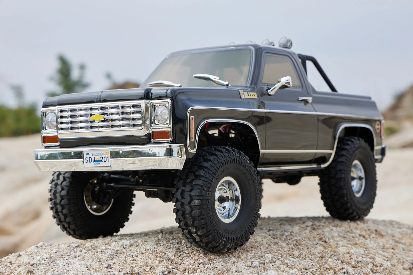 Auto a Control Remoto - 1/10 Chevrolet K5 Blazer - FMS FCX10 Negro, Naranjo o Cafe - Jugueteria del Sur