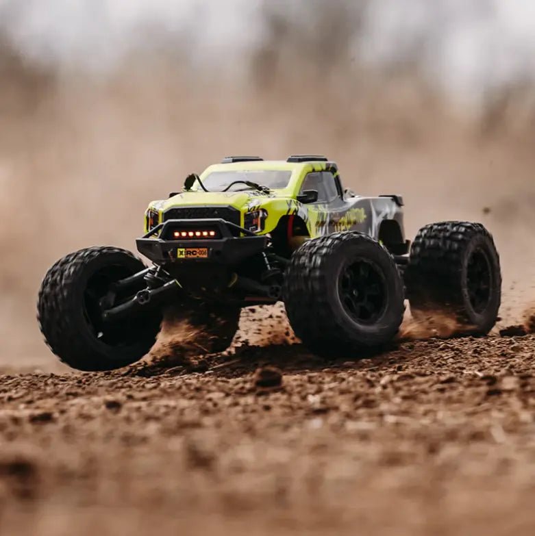 Auto a Control Remoto - 1/10 MINI Omni Terminator Metal - Rlaarlo RZ001G-A RTR - Juguetería del Sur