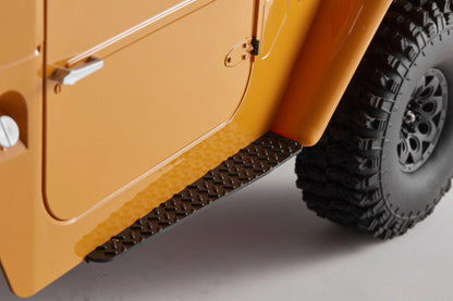 Auto a Control Remoto - 1/10 Toyota Land Cruiser FJ40 - FMS Amarillo o Azul - Jugueteria del Sur