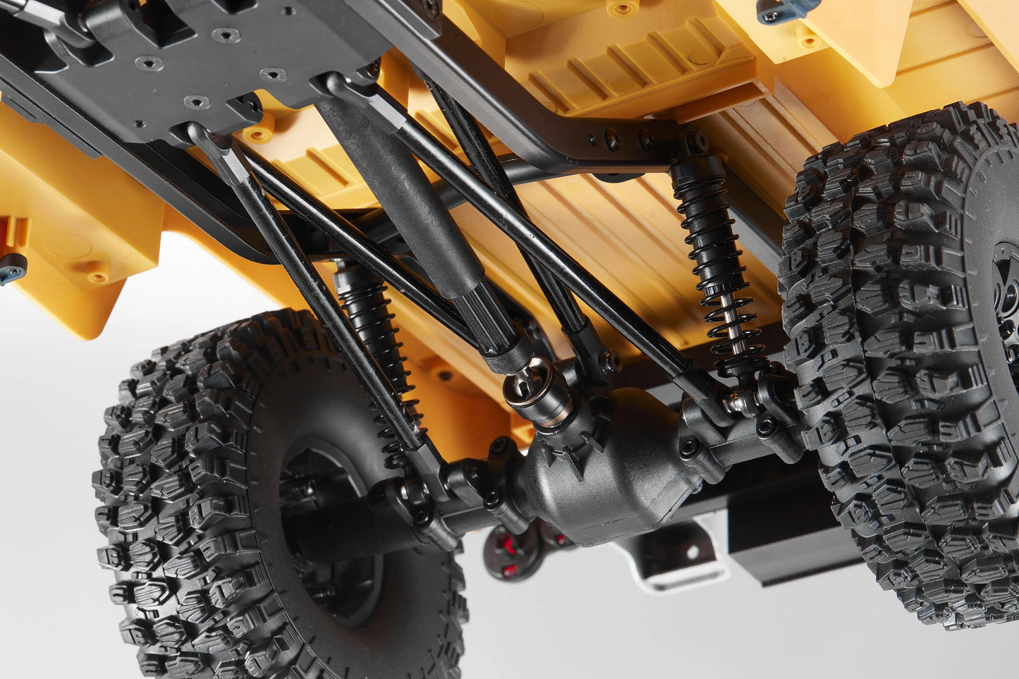 Auto a Control Remoto - 1/10 Toyota Land Cruiser FJ40 - FMS Amarillo o Azul - Jugueteria del Sur