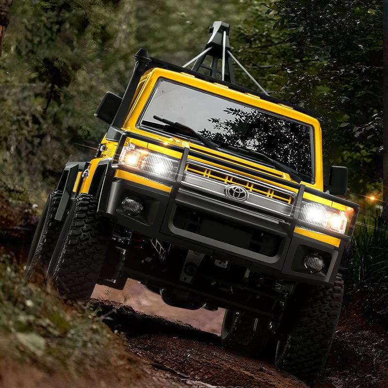 Auto a Control Remoto - 1/12 Camioneta Grúa TOYOTA Land Cruiser - MN82T Rojo o Amarillo - Jugueteria del Sur