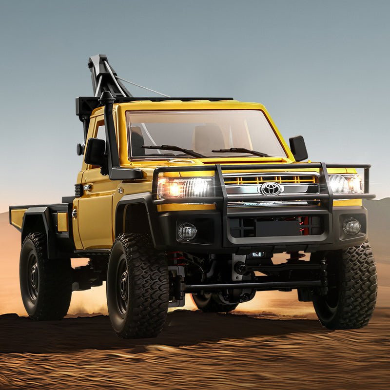 Auto a Control Remoto - 1/12 Camioneta Grúa TOYOTA Land Cruiser - MN82T Rojo o Amarillo - Jugueteria del Sur