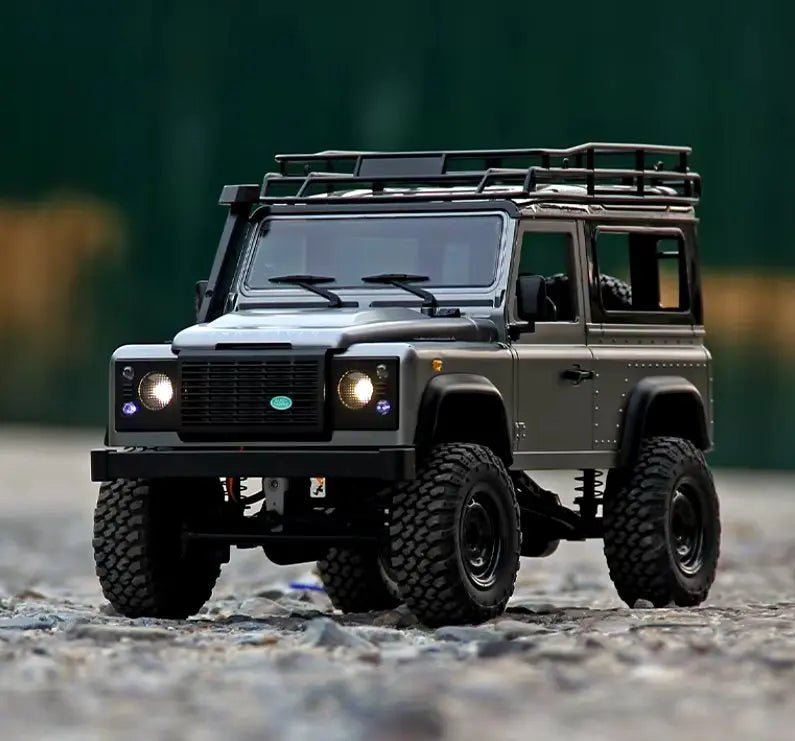 Auto a Control Remoto - 1/12 Land Rover DEFENDER 90 - MN99S Versión II - Jugueteria del Sur