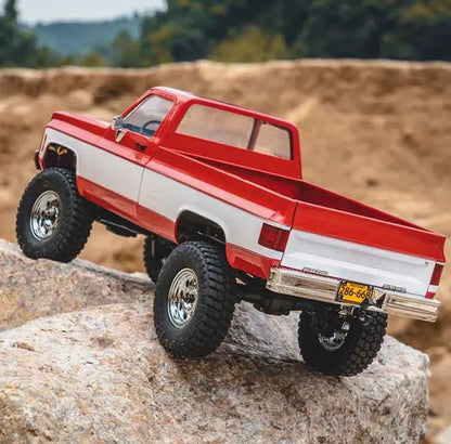 Auto a Control Remoto - 1/18 CHEVROLET K10 - FMS FCX18 Amarillo, Rojo o Negro - Jugueteria del Sur