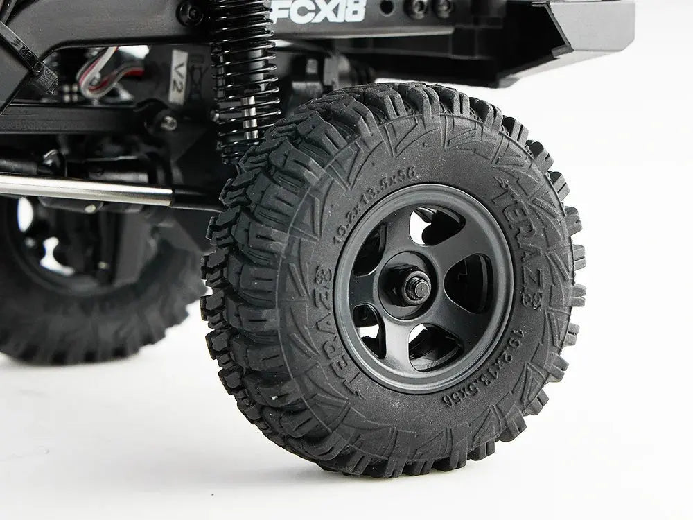 Auto a Control Remoto - 1/18 TOYOTA Land Cruiser 80 - FMS FCX18 LC80 V2 Gris o Amarillo o Azul - Jugueteria del Sur
