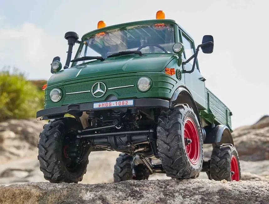 Auto a Control Remoto - 1/24 Mercedes - Benz Unimog 421 - FMS FCX24 Verde, Gris o Rojo - Jugueteria del Sur