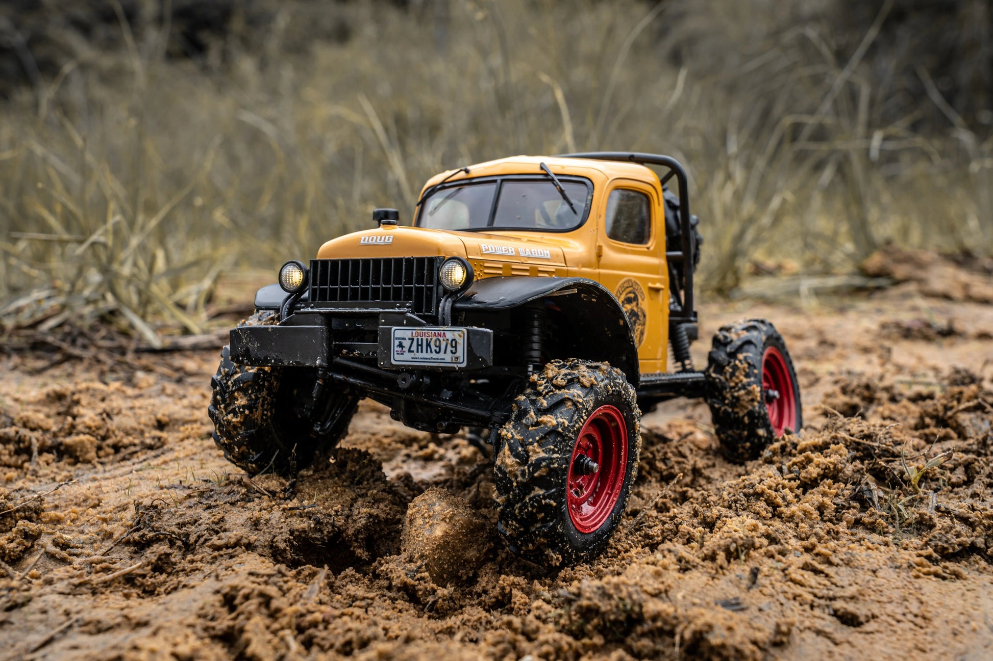Auto a Control Remoto - 1/24 Power Wagon - FMS FCX24 Amarillo, Azul o Rojo - Jugueteria del Sur